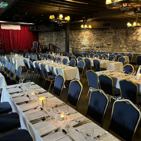 Dinner and show corp